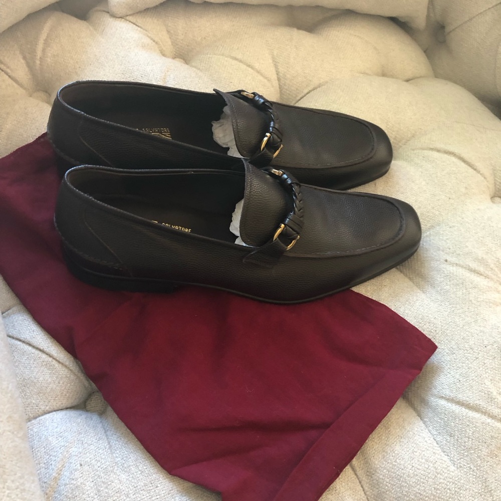 ferragamo leather loafers new
